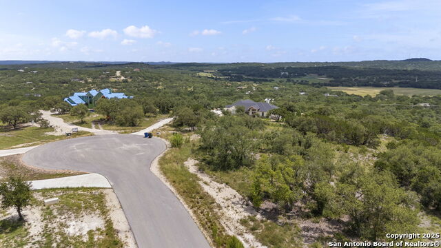 Image 9 of 18 For 831 Lovett Ridge Rd