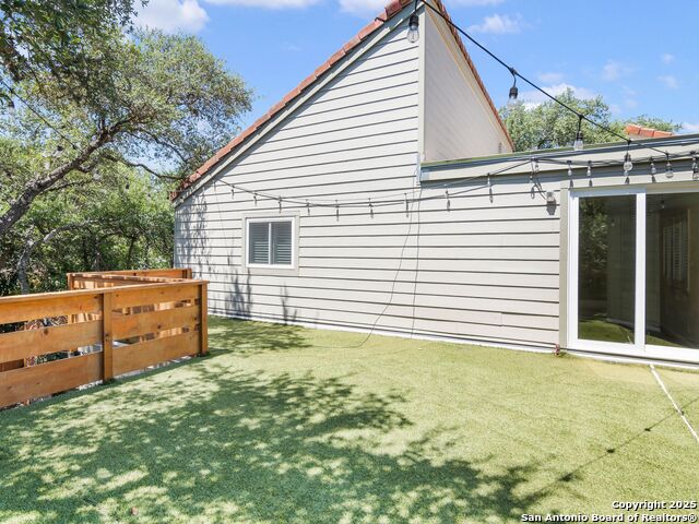 Image 34 of 47 For 12535 Elm Manor