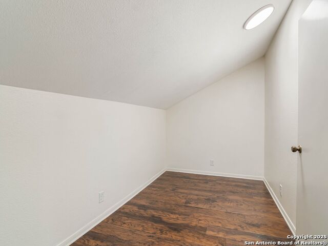 Image 35 of 47 For 12535 Elm Manor