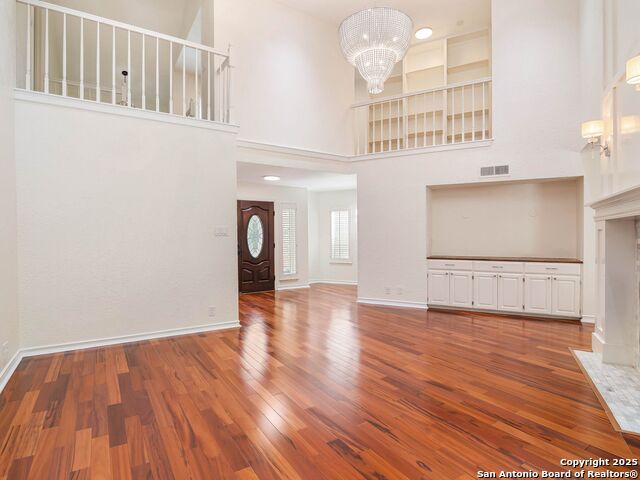 Image 6 of 47 For 12535 Elm Manor