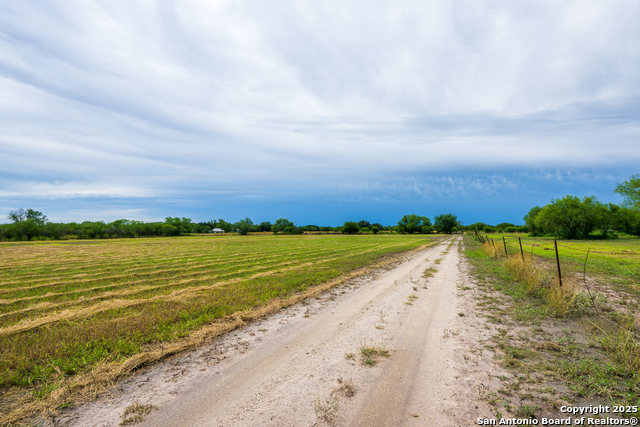 Listing photo id 8 for 202 Ranch Rd