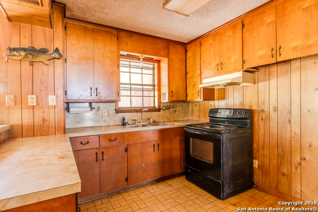 Listing photo id 17 for 202 Ranch Rd