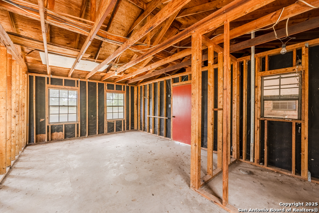 Listing photo id 22 for 202 Ranch Rd