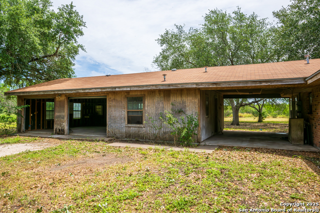 Listing photo id 24 for 202 Ranch Rd