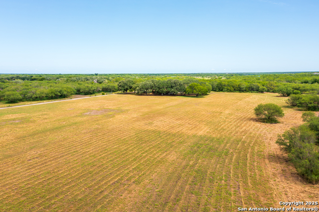 Listing photo id 1 for 202 Ranch Rd