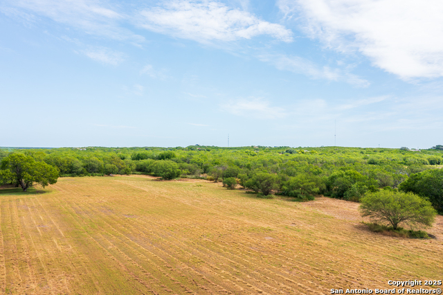 Listing photo id 2 for 202 Ranch Rd