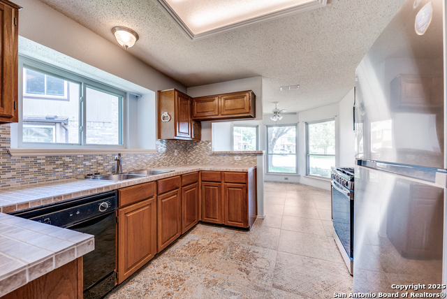 Image 6 of 24 For 9219 Perkins