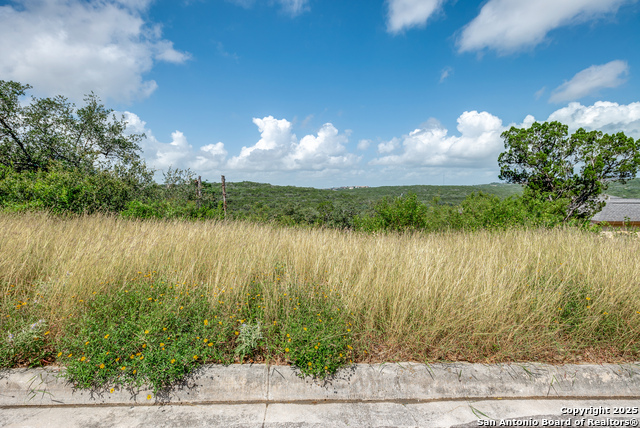 Image 6 of 9 For 16127 Chase Hill