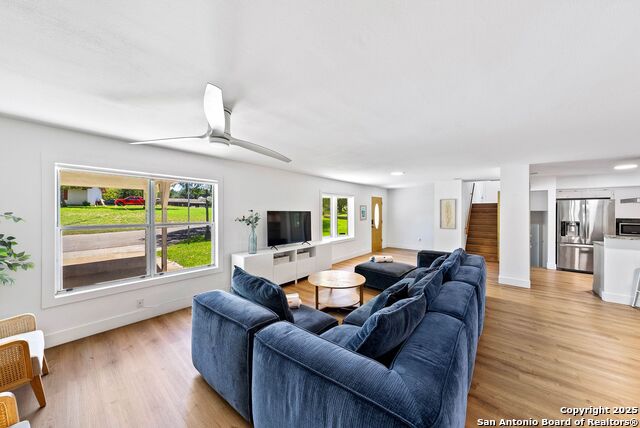 Image 11 of 70 For 730 Gloria Rd