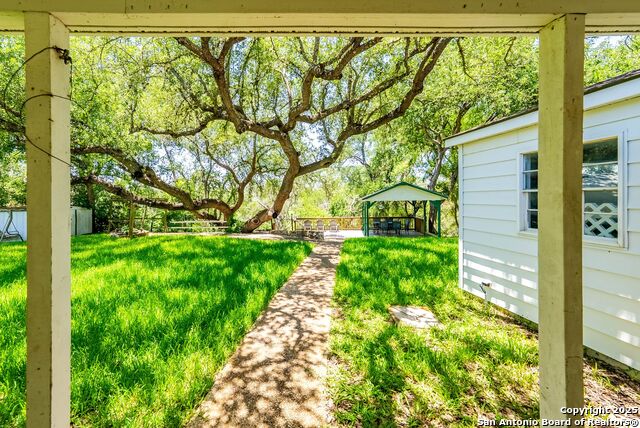 Image 41 of 70 For 730 Gloria Rd