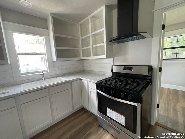 Listing photo id 4 for 603 Humboldt