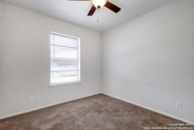 Image 15 of 26 For 4806 Luz Ave