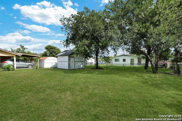 Image 23 of 26 For 4806 Luz Ave