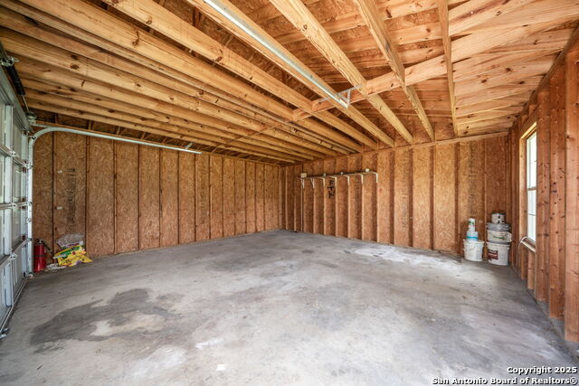 Image 26 of 32 For 122 Colleen Dr