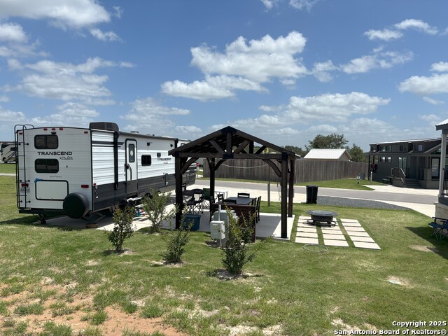 Image 12 of 29 For 5386 Ranch Road 1376 #194