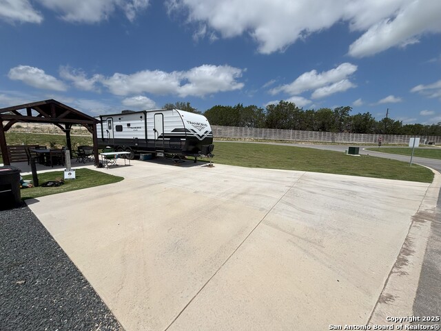 Image 2 of 29 For 5386 Ranch Road 1376 #194