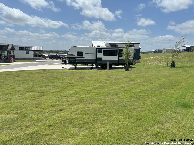 Image 3 of 29 For 5386 Ranch Road 1376 #194