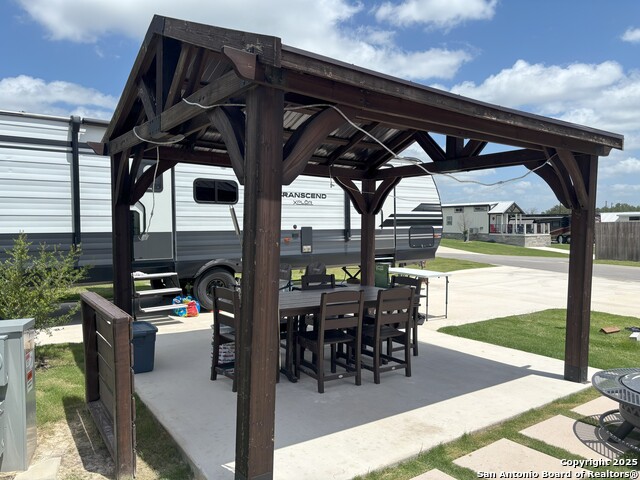 Image 5 of 29 For 5386 Ranch Road 1376 #194