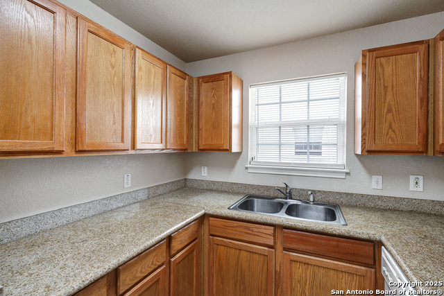Image 10 of 49 For 13603 Woodstone Way