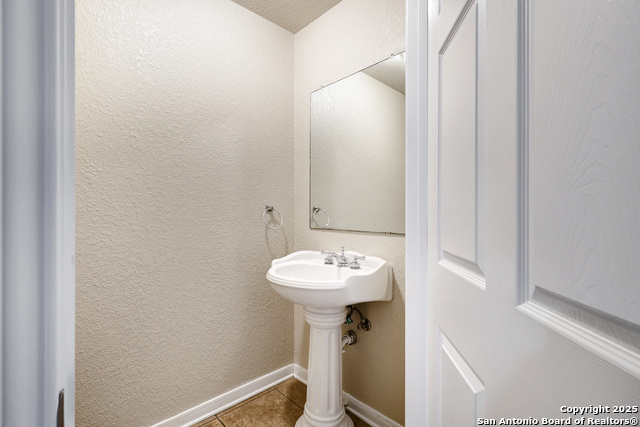 Image 12 of 49 For 13603 Woodstone Way