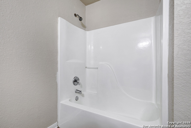 Image 22 of 49 For 13603 Woodstone Way
