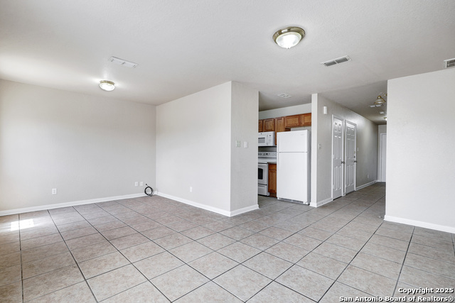 Image 6 of 49 For 13603 Woodstone Way