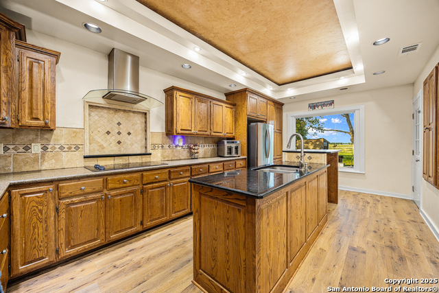 Listing photo id 4 for 2803 Haeckerville