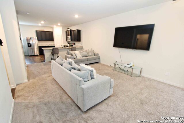Listing photo id 1 for 10934 Monterey Pike
