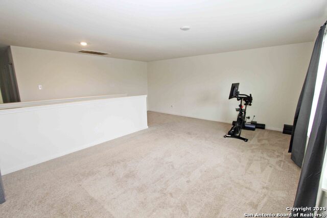 Listing photo id 30 for 10934 Monterey Pike