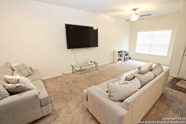Listing photo id 6 for 10934 Monterey Pike