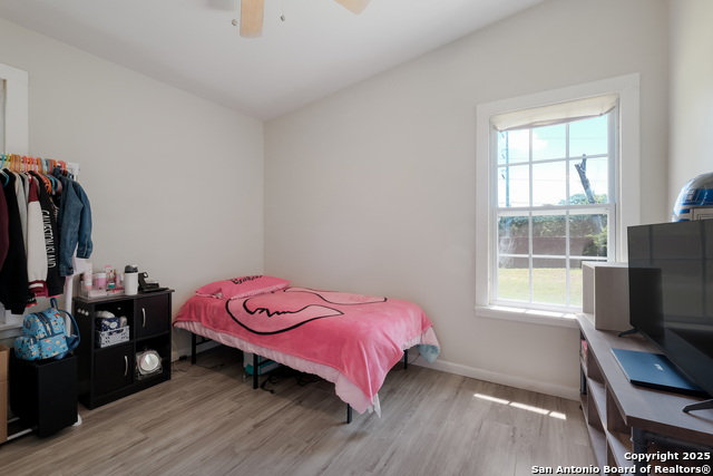 Image 11 of 20 For 4914 Neer Ave