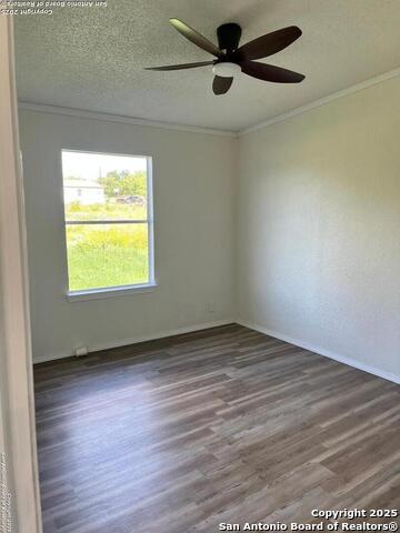 Image 8 of 17 For 21016 Escondido
