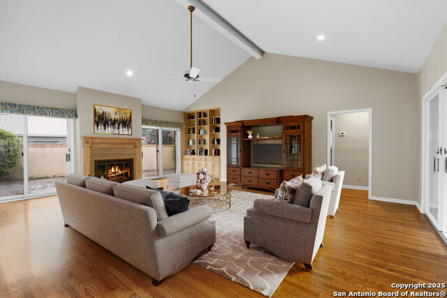 Image 14 of 39 For 1 Kensington Ct