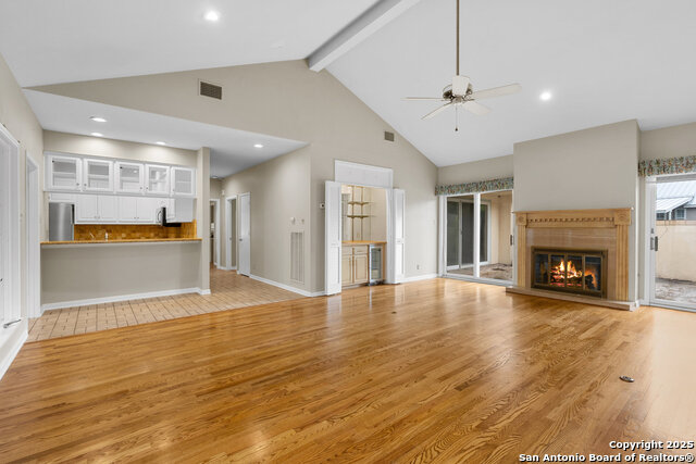 Image 17 of 39 For 1 Kensington Ct