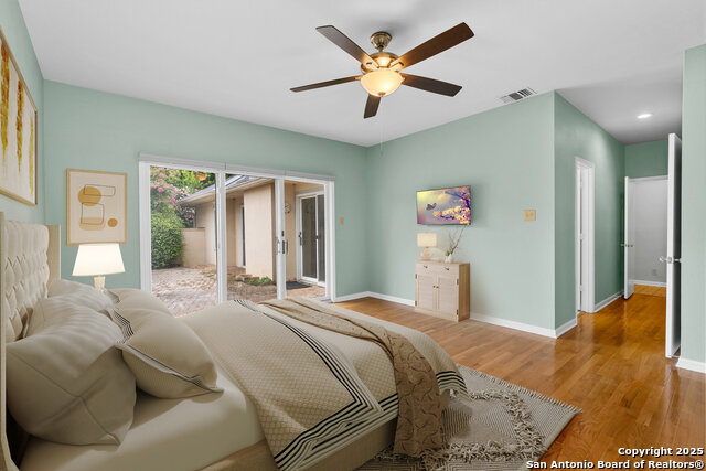 Image 24 of 39 For 1 Kensington Ct