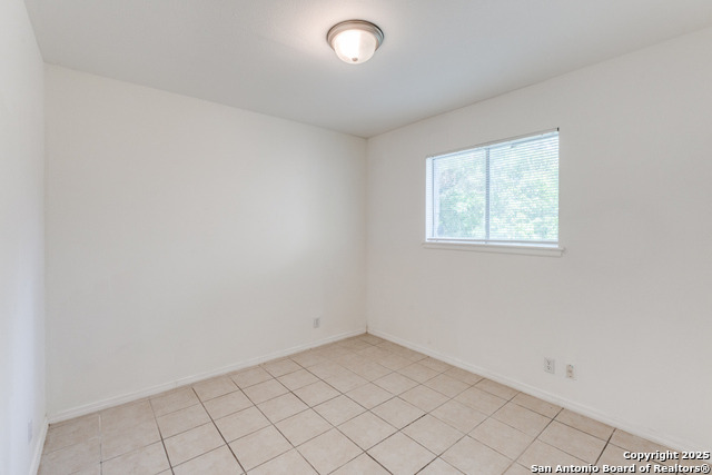 Image 9 of 13 For 4803 Tennyson