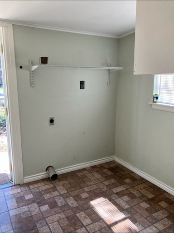Image 9 of 13 For 1088 High Point Ln