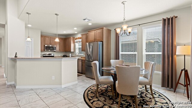 Image 10 of 35 For 12618 Ozona Ranch