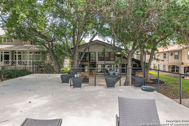 Image 37 of 48 For 240 Lake Ridge