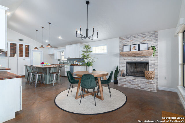 Image 9 of 48 For 240 Lake Ridge