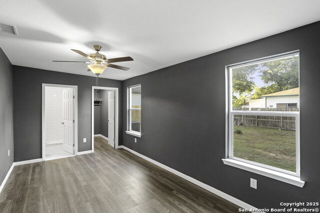 Image 12 of 17 For 5311 El Paso St