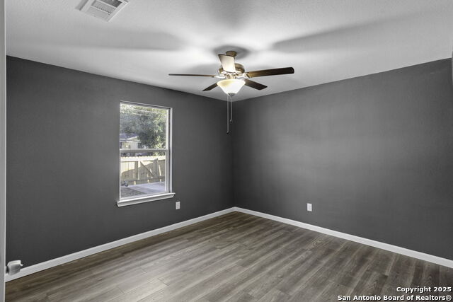Image 9 of 17 For 5311 El Paso St
