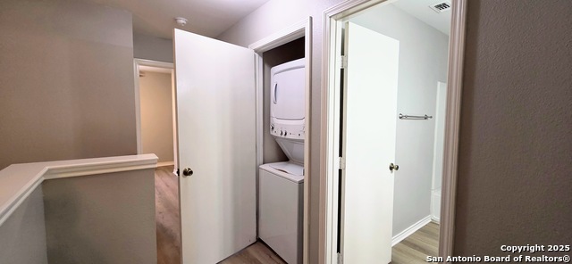 Image 10 of 16 For 7814 Kingsbury Wood  2