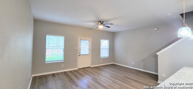 Image 4 of 16 For 7814 Kingsbury Wood  2
