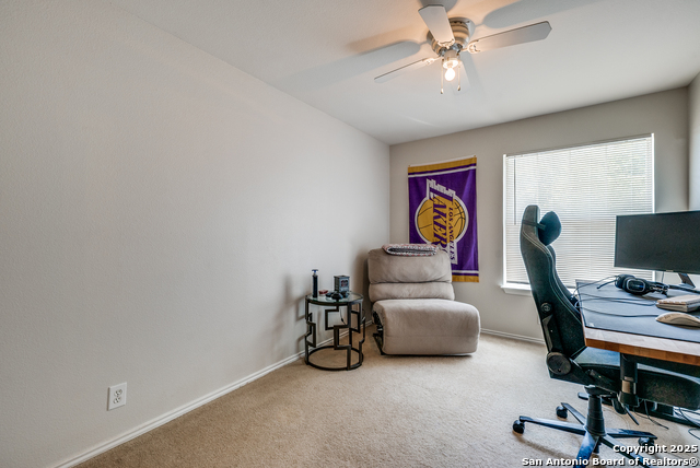 Listing photo id 14 for 9406 Gillcross