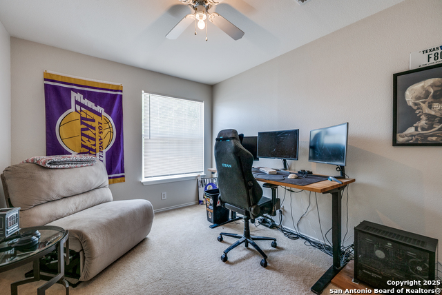 Listing photo id 15 for 9406 Gillcross