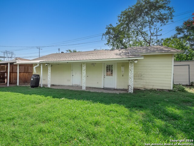 Image 34 of 46 For 110 W. Hermine Blvd