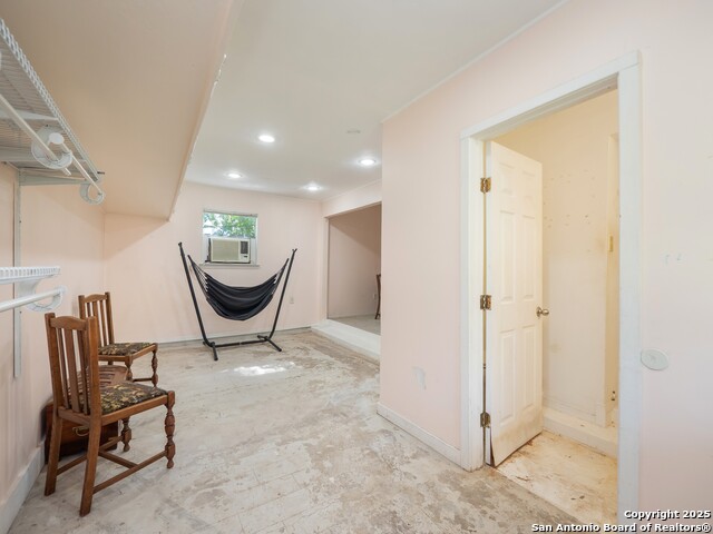 Image 36 of 46 For 110 W. Hermine Blvd