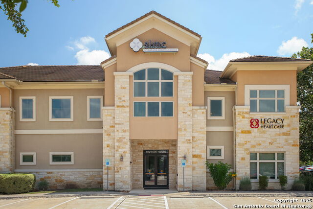 Details for 2 Spurs Ln  , San Antonio, TX 78240