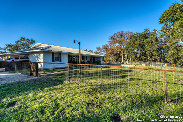 Listing photo id 20 for 3111 Hugo Rd